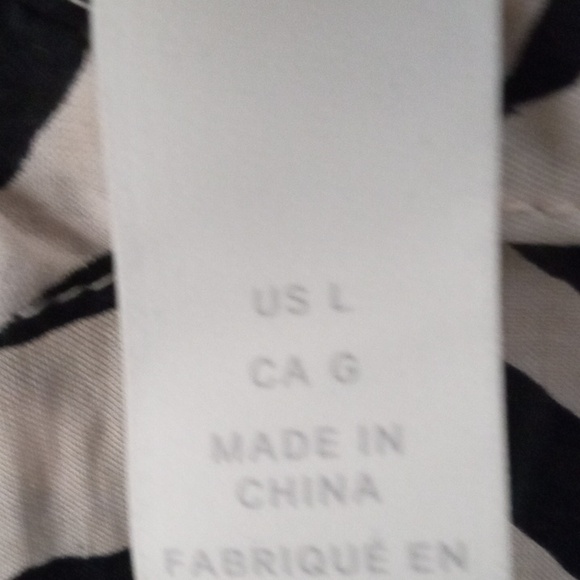 H&M Black and Cream Patterned Maxi Dress Beachy, Summer, Vacation, Animal Print - Picture 3 of 8